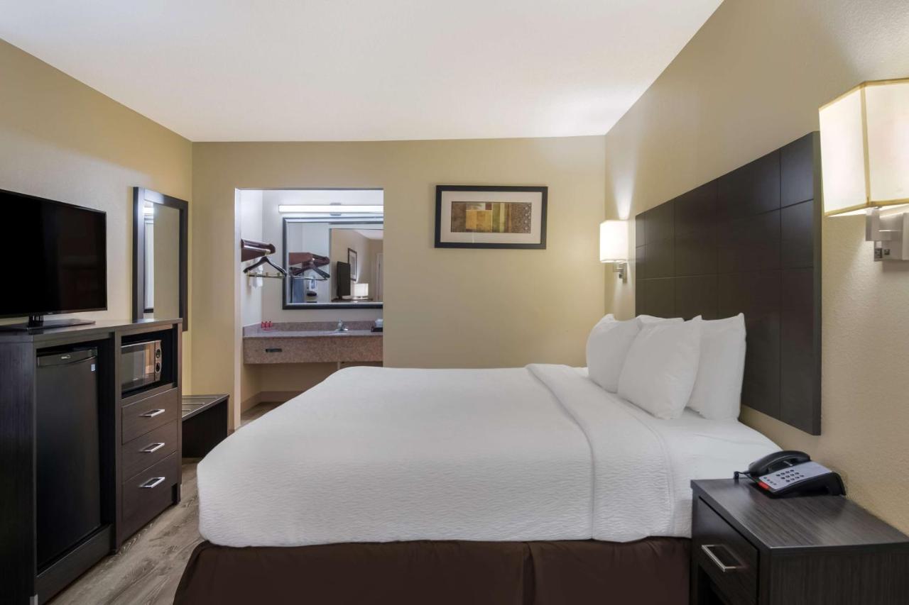 Hotel Surestay By Western 3*
