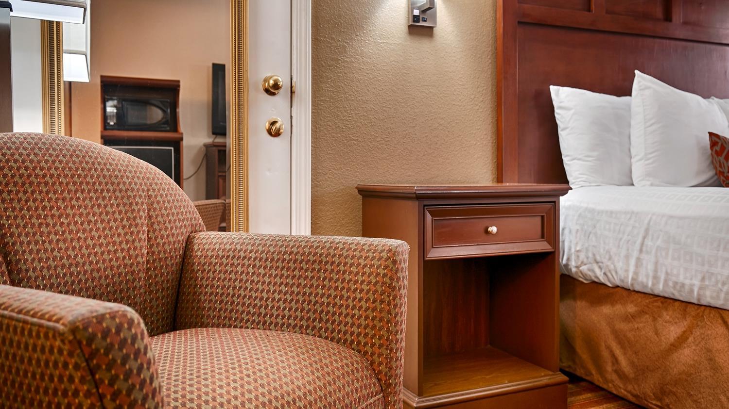 Surestay By Western Hotel 3*