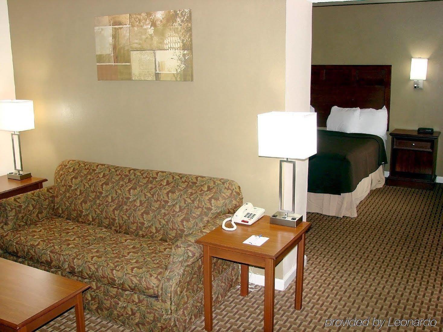 Hotel Surestay By Western 3*