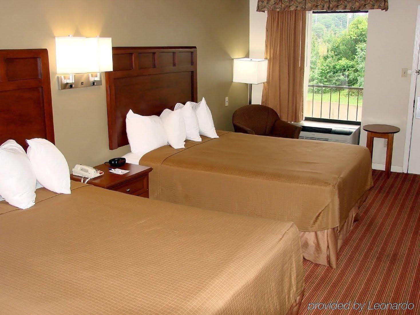 Surestay By Western Hotel 3*
